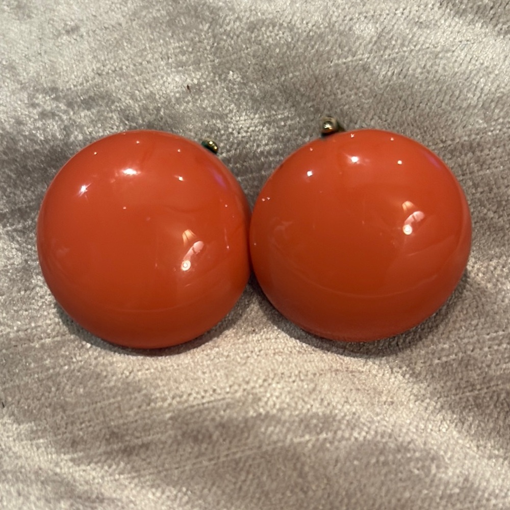 Vintage Tangerine Orange Dome Earrings 70’s Lucite Clipons